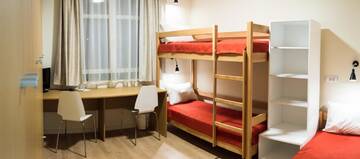 Фото номера Трехместный номер ** Отель Fidelitas Hotel г. Сфынту-Георге 3